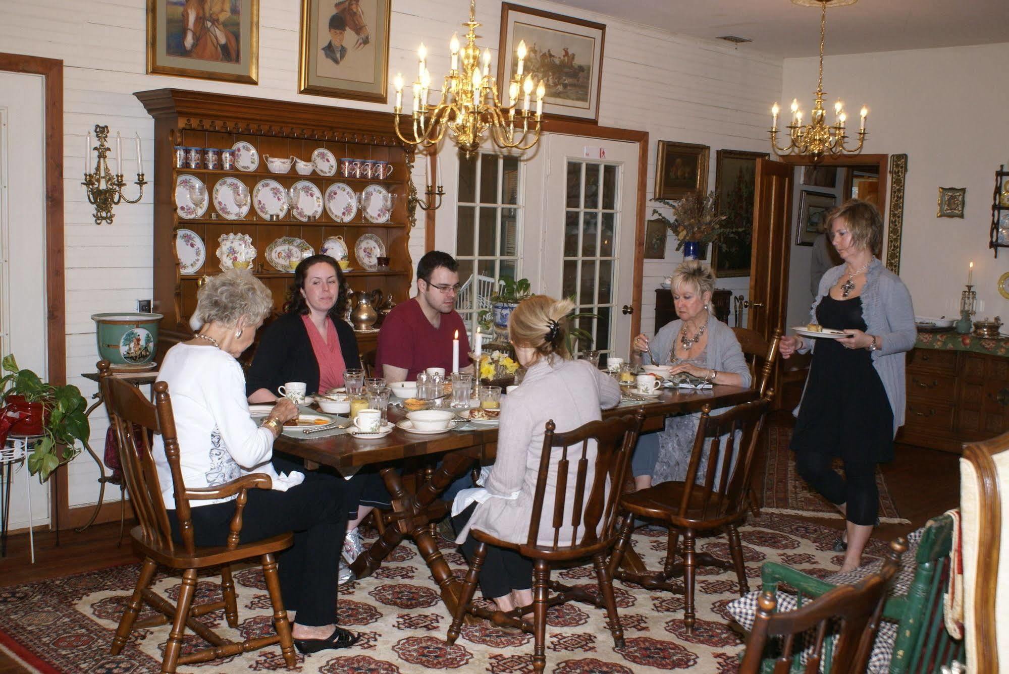 Burtonsville Ebenezer House Bed & Breakfast المظهر الخارجي الصورة